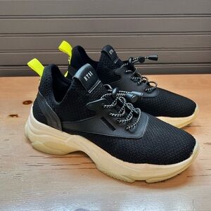 Steve Madden Slip On Size 8M Black W/ Chartreuse Grosgrain Ribbon On Back